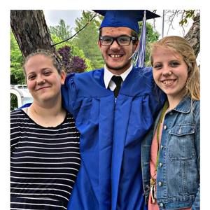 Meet your Posher, Dana